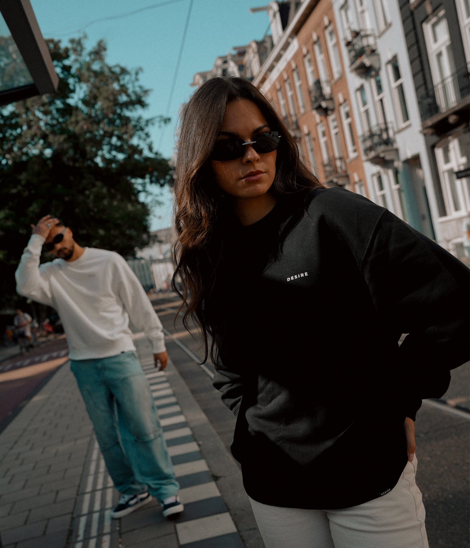 Statement Sweater Black