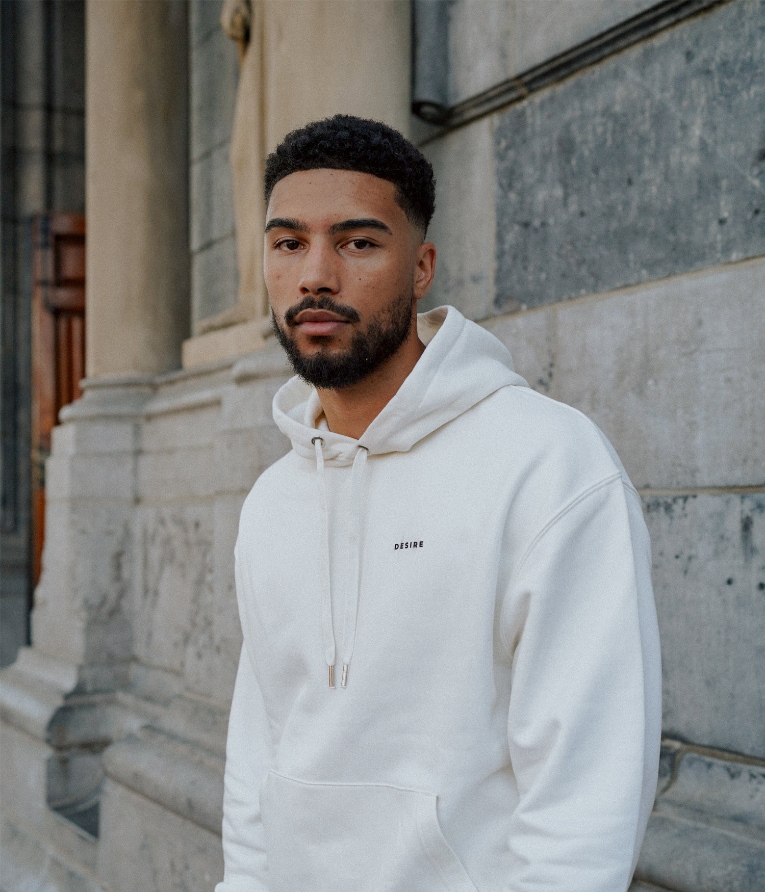 Statement Hoodie Off-white