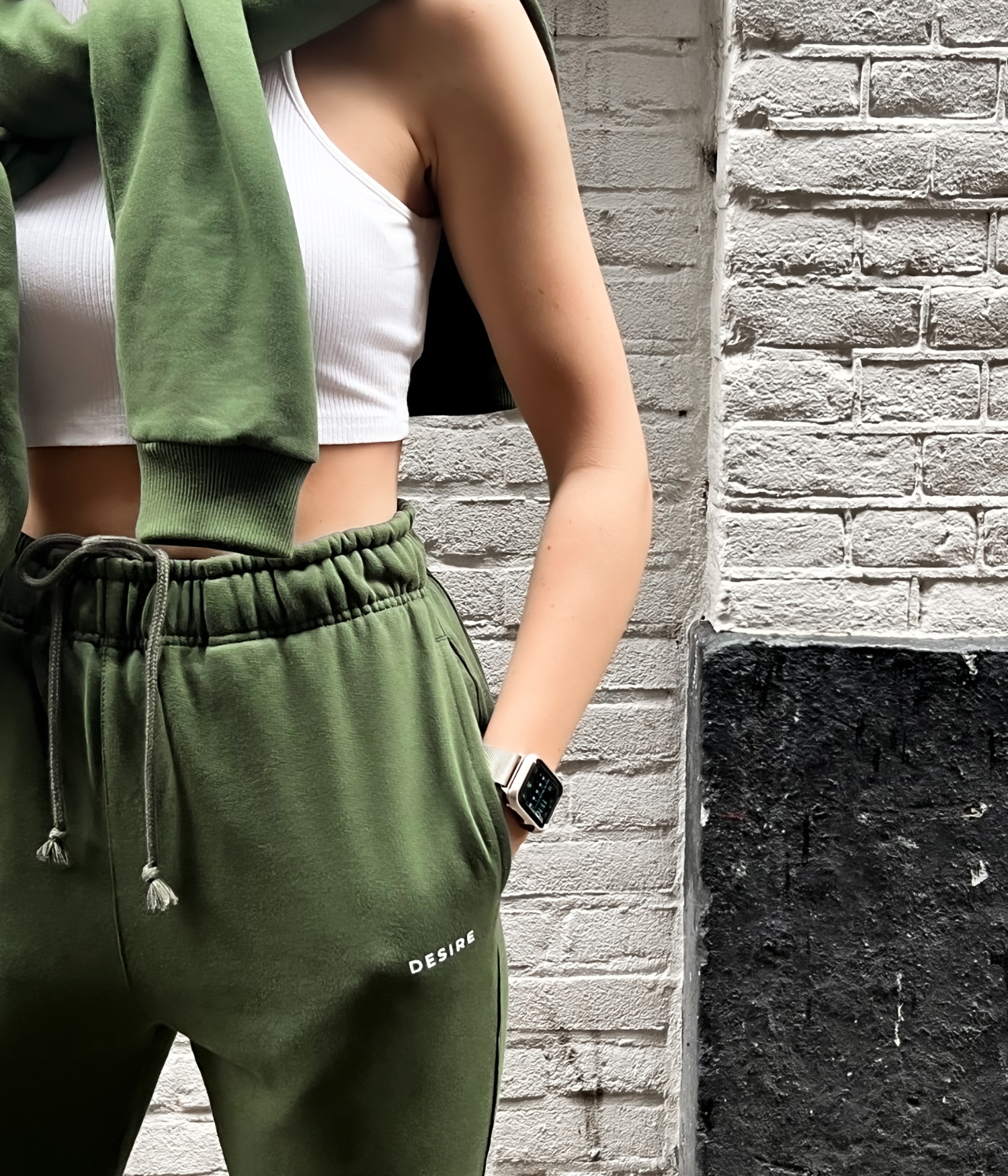 Desire Archive Jogger – Deep Green